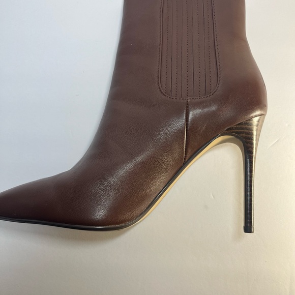 Saks Fifth Avenue Tayna Brownie leather upper On Ankle Boots NWT Size 9 - Picture 2 of 15